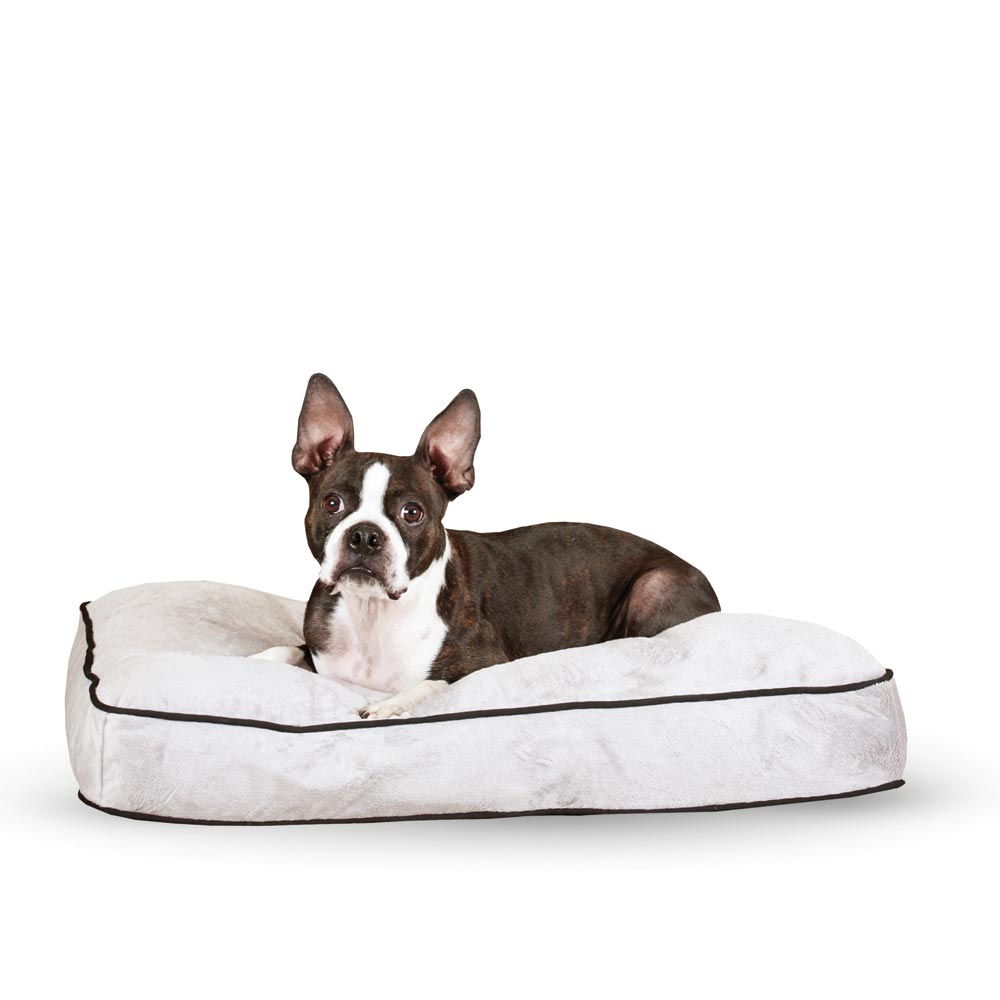 Tufted Pillow Top Pet Bed